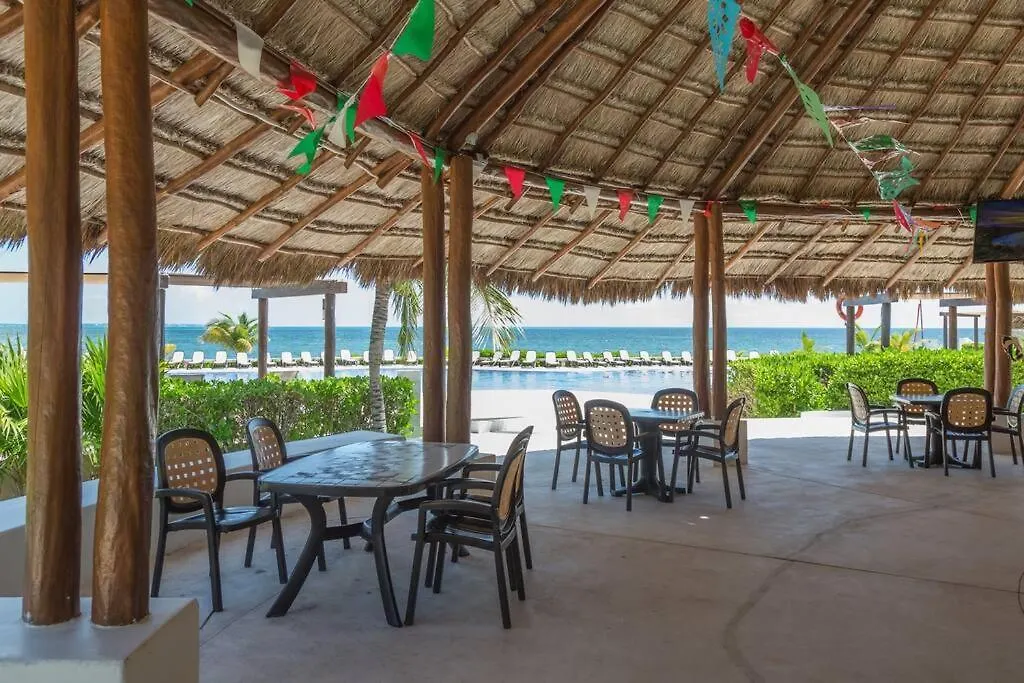 Apartment Seacost Beachfront 2Bdr With Pool By Casa Paraiso Cancun