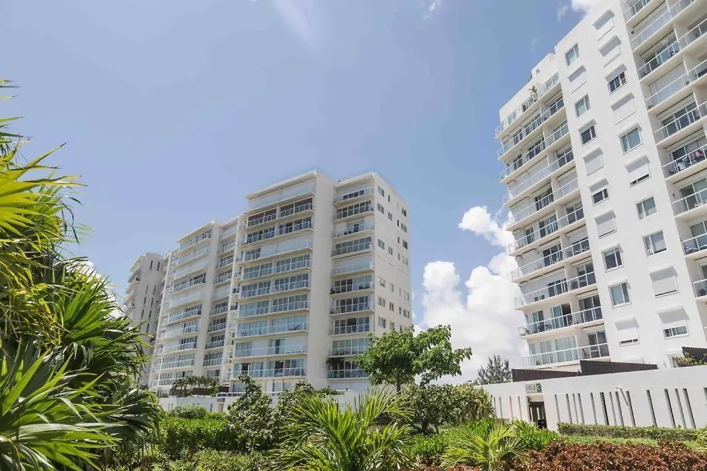 Seacost Beachfront 2Bdr With Pool By Casa Paraiso Cancun 0*,  Mexico