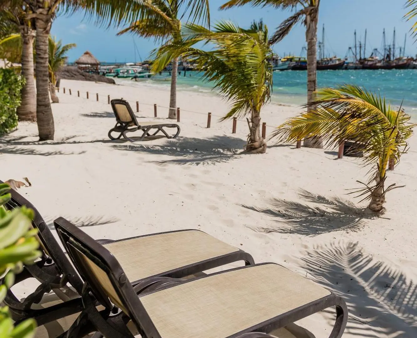 Seacost Beachfront 2Bdr With Pool By Casa Paraiso Cancun Mexico